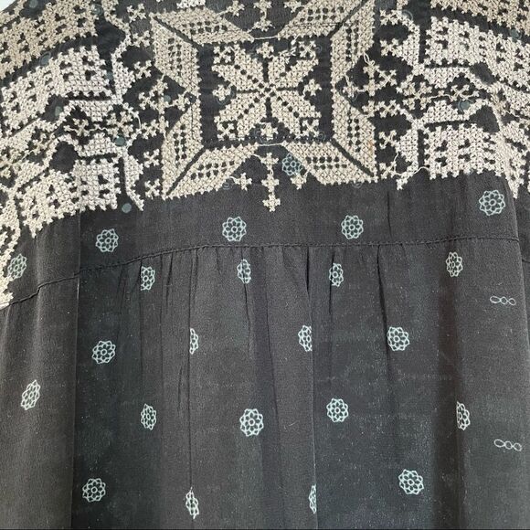 Johnny Was Biya 100% Silk Tunic Top Black & Jade Print w/pockets! - Picture 6 of 11